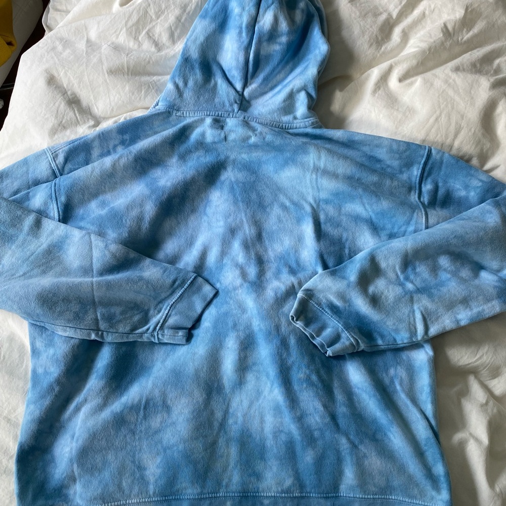 blue tye die fleece hoodie